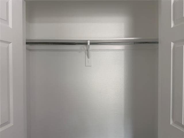 Photo - 3332 Navaro St