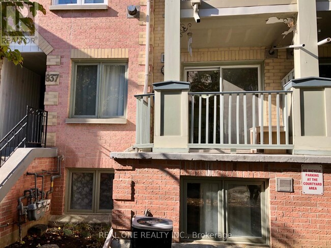 Photo - 75 Weldrick Rd E