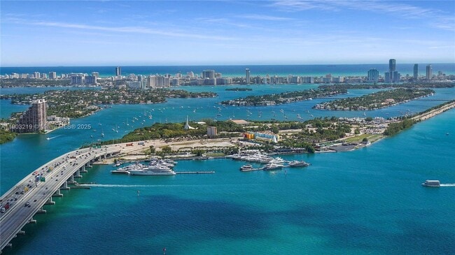 Photo - 1100 Biscayne Blvd Unidad 5202