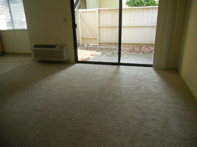 Photo - 944 Kiely Blvd