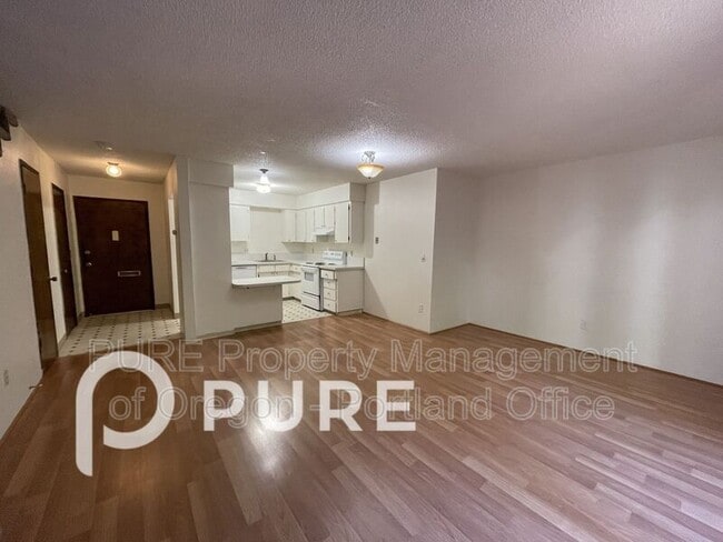 Photo - 2649 NE Wasco St