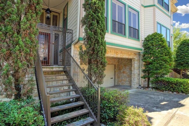 Photo - 1333 Fairview St