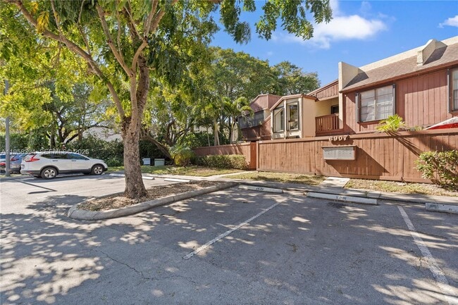 Photo - 6907 SW 115th Pl Unit D40