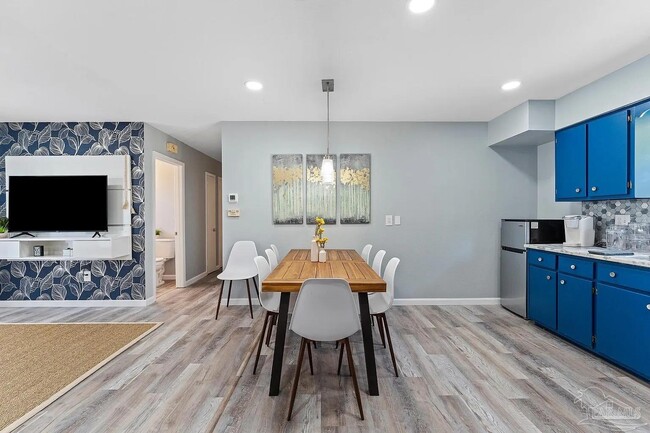 Photo - 3254 West Ave