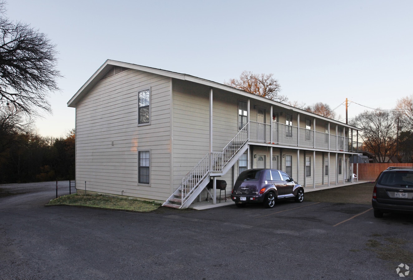 Photo - Twin Apartments