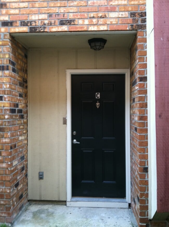 Photo - Lakeland Manor