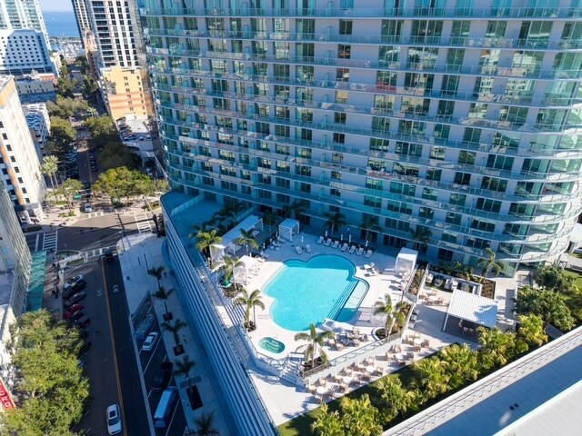 Photo - 400 Central Ave