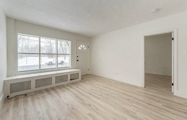 Photo - 138 Allanburg Rd