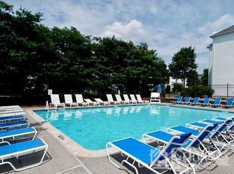 Photo - 936 Waterford Dr