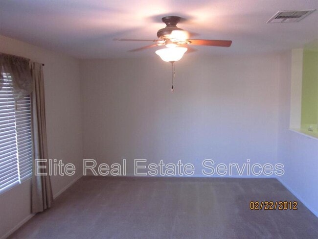 Photo - 9728 Marilla Dr Unidad 703