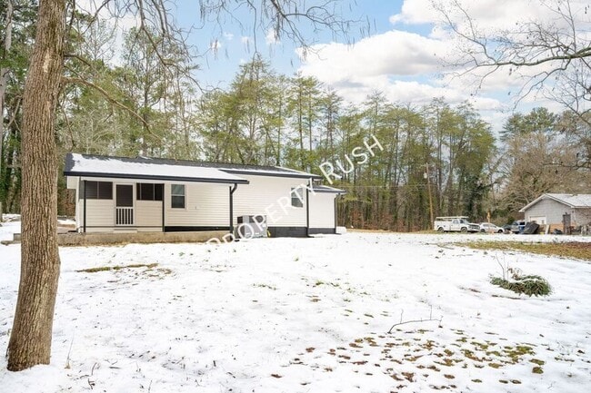 Photo - 939 Dry Valley Rd