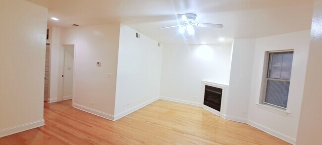 6452 N Bell Ave Unit 1