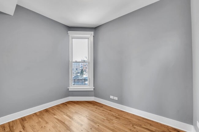Photo - 3208 W Wabansia Ave Unit 2E