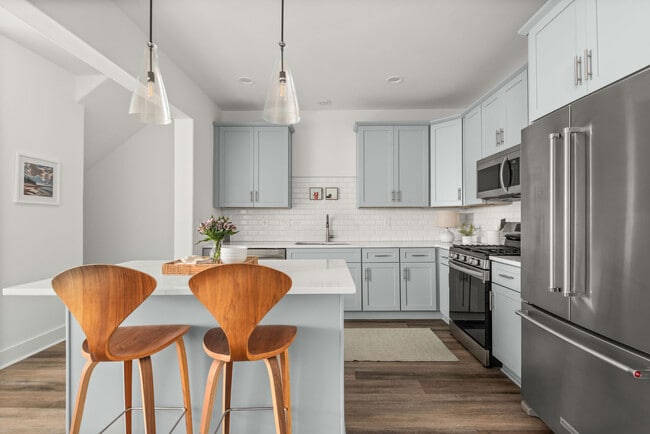 Photo - 7008 Westside Cir