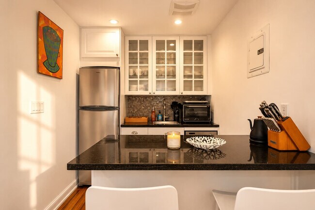 49 W 16th St Unit SI ID1289703P
