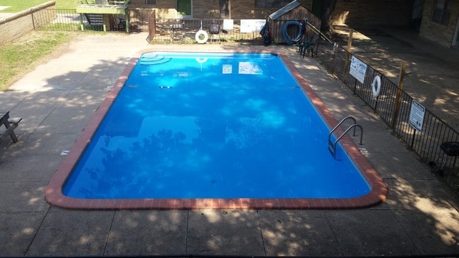 Photo - Mimosa Apartments