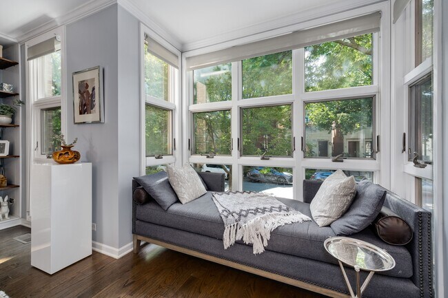 Photo - 2389 N Wayne Ave