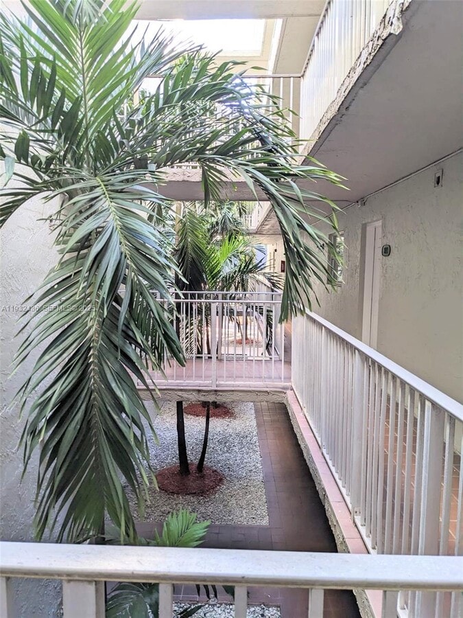 Photo - 10000 NW 80th Ct Unidad 2211