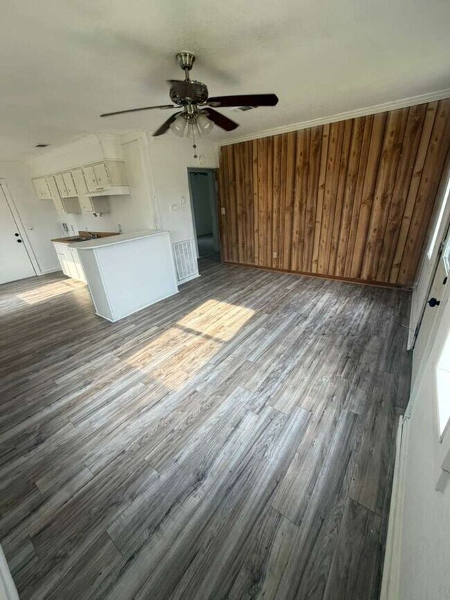 Photo - 514 Morrell Blvd