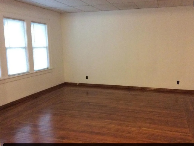 Photo - 512 Miles Ave Unit 1st Floor