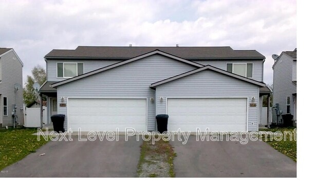 Building Photo - 1975 Greatview Dr