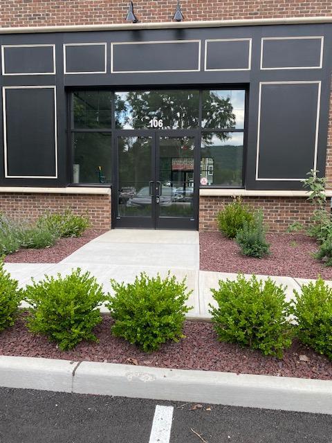 250 Route 32 Suite 106