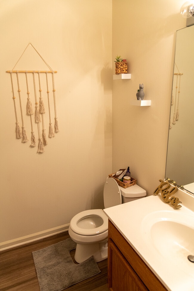 Photo - Chester Centre Apartments Unit 101