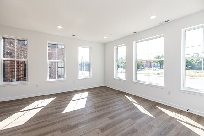 2BR, 1.5BA - 1,088SF - Living Room