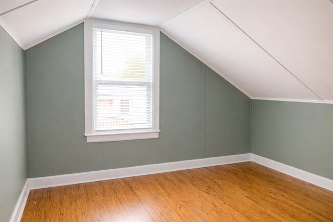 Photo - 1101 State St