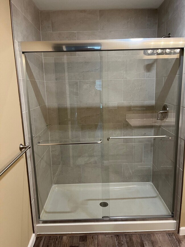 39 Arbor Ct Unit 33