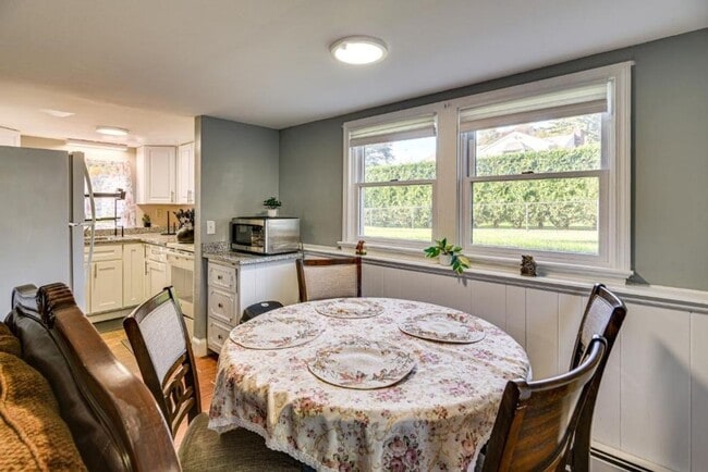 7 Susan Rd