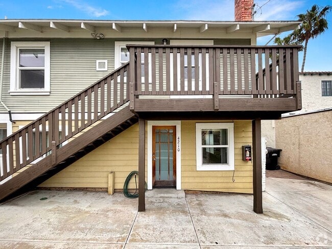 Building Photo - Charming 3BD/1BA Condo in University Heigh... Unit 4210