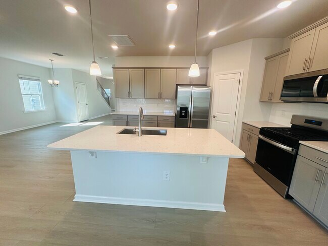 Photo - 520 Providence Spgs Ln