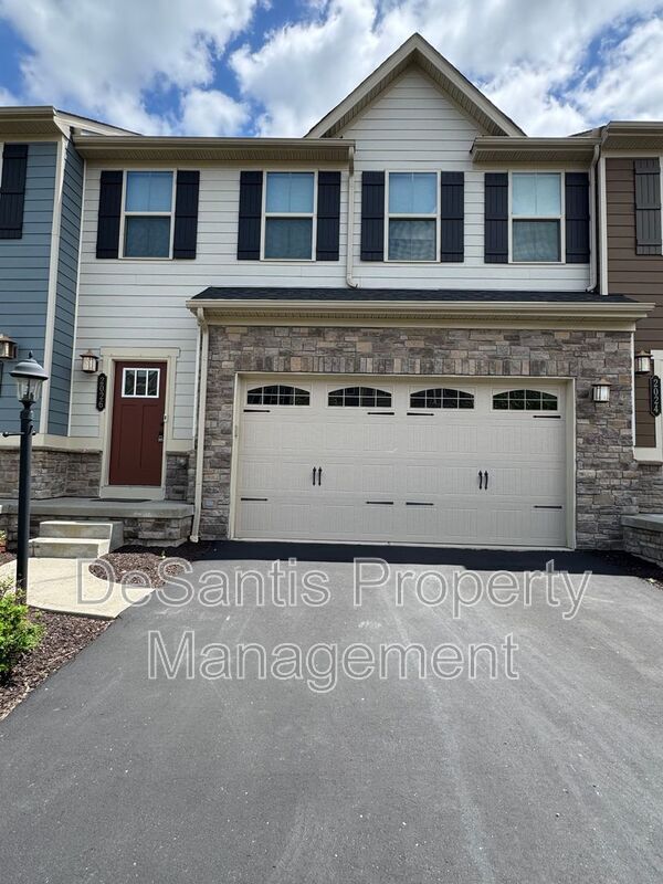 Building Photo - 2026 Connecticut Ln