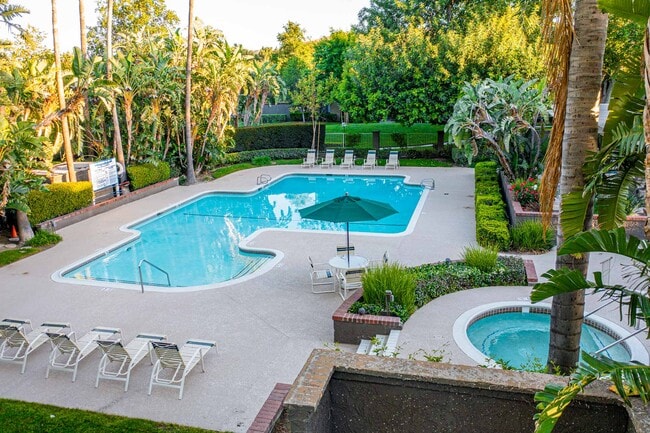 Photo - Sunrise Apartments