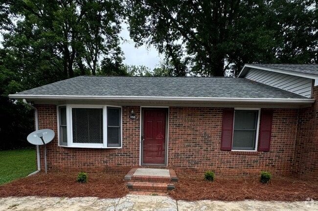 Building Photo - Two-Bedroom, 1.5 Bathroom Corner Condo at ...