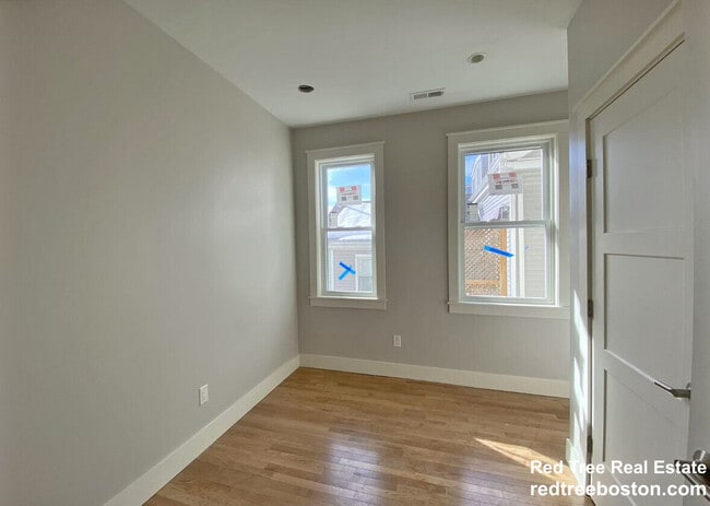 Photo - 72 Spring St Unidad 2