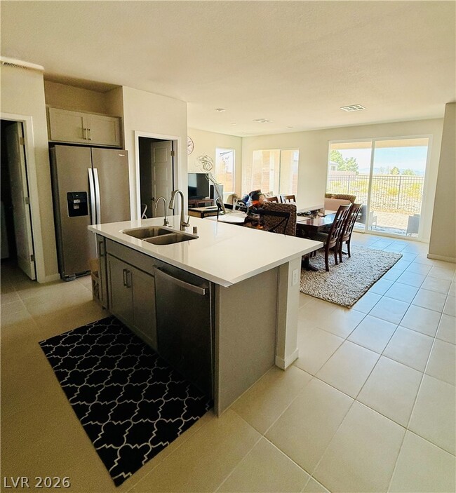 4379 E Cactus Cyn Dr