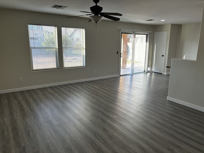 Photo - 18336 W Hayden Dr