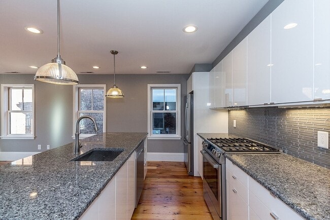 Photo - 150-152 Huron Ave Unidad 152