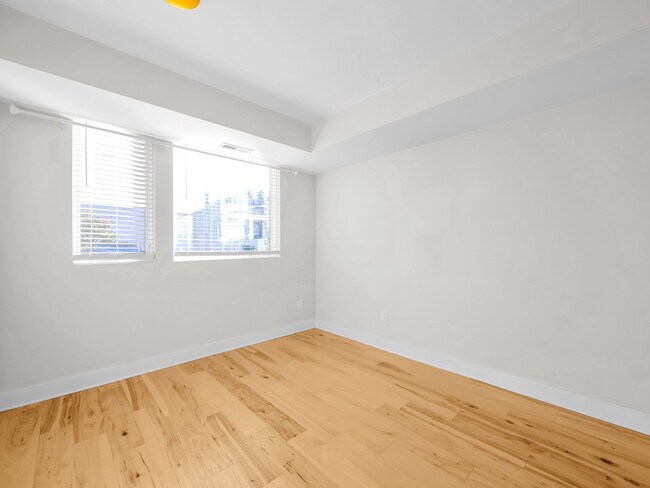 Photo - 1159 N 4th St