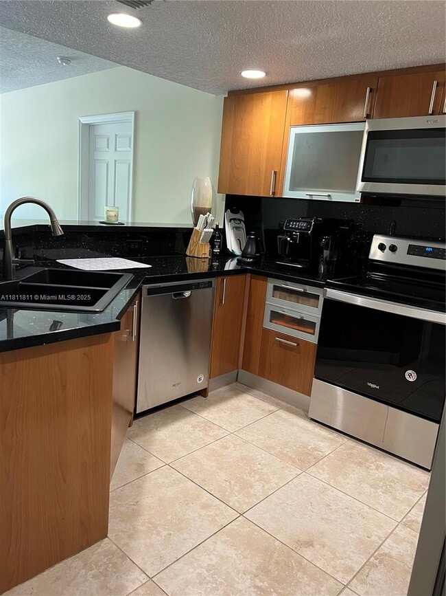 Photo - 201 Golden Isles Dr Unit APT 210