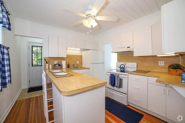 Building Photo - 91 Anderson Ave Rental