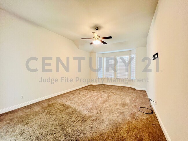 Photo - Stunning 2-Story 4/3.5/2 in Marine Creek R...