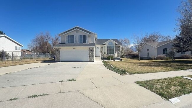 Building Photo - WEST JORDAN 5 BED, 4 BATH HOME