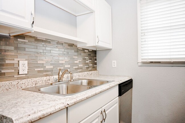 Photo - 95 4th Ave S Unit #2