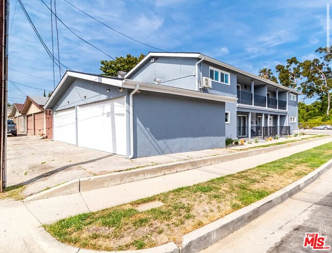 Building Photo - 11629 Gateway Blvd Rental