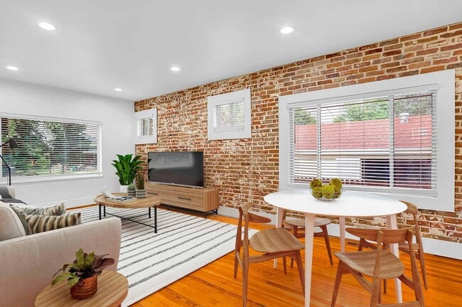 Photo - Stunning Potter Highlands home near Highland & Sunnyside
