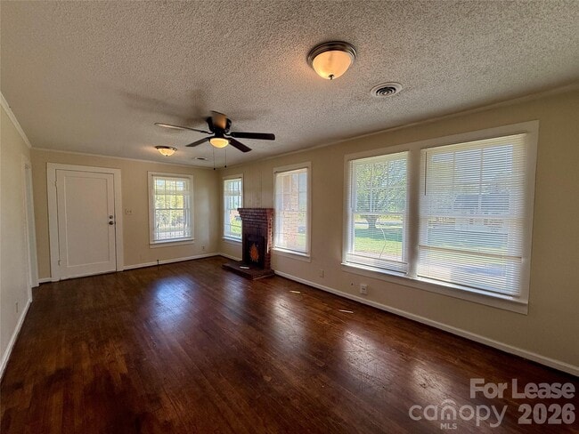 Photo - 507 Turnersburg Hwy