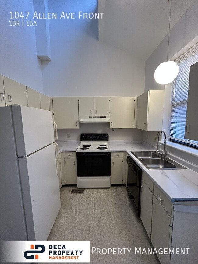 Photo - 1047 Allen Ave